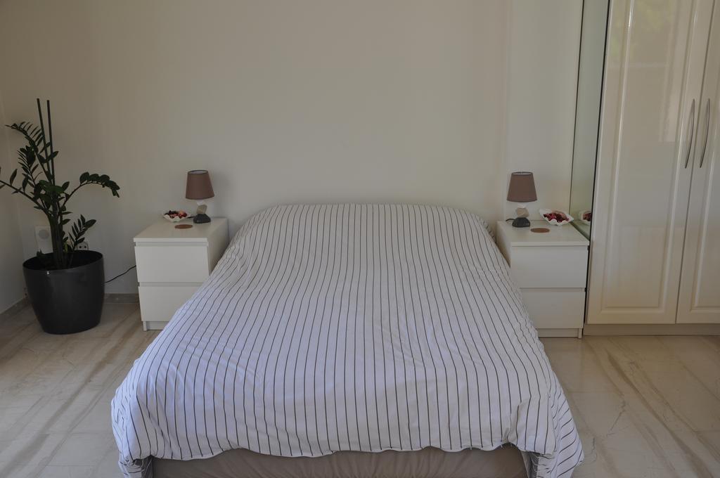 Cosy Studio With Garden / Individual Apartment Атина Екстериор снимка